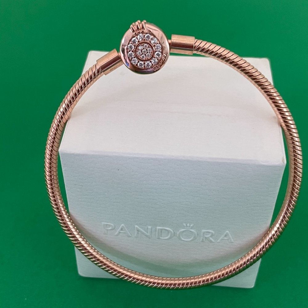 Pandora Moments Sparkling Crown O Snake Chain Bracelet 7.5 inch